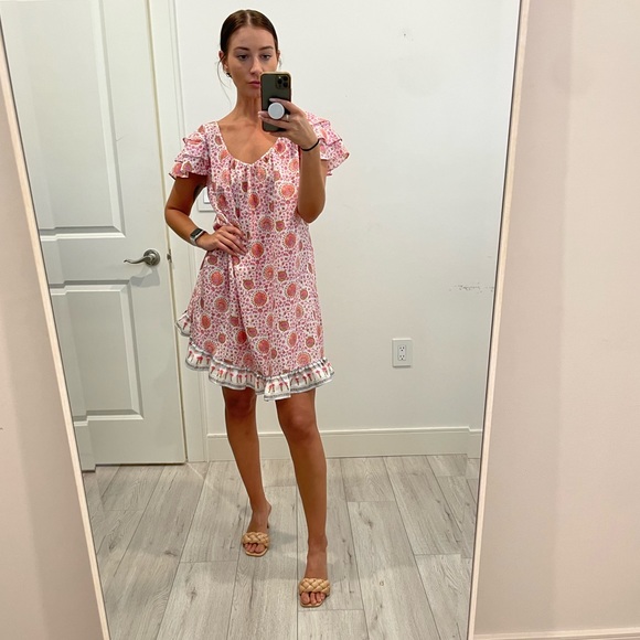 Club Monaco Dresses & Skirts - Club Monaco Silk Dress